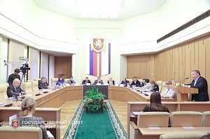 Комитет по образованию выступил с инициативой разработки республиканской программы по ограждению учебных заведений Крыма