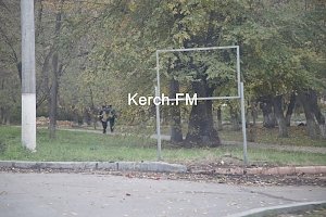 Мемориал поблизости от политеха Керчи разобрали