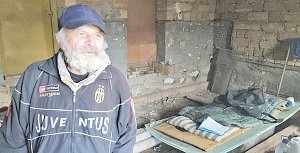 Симферопольскому пенсионеру необходима помощь, чтобы восстановить жилище