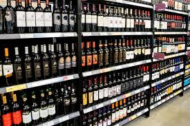 В разных регионах Крыма установлены нарушения при продаже алкогольной продукции