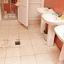 Помещение общества инвалидов в Керчи «плавает» в канализационных стоках