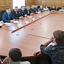 В Севастополе полицейские провели для подростков акцию «Я дружу с Конституцией РФ»