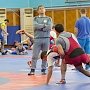 Лучшие борцы-юниоры России готовятся к новому сезону в Алуште