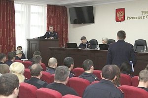 Начальник УМВД России по г. Севастополю генерал-майор полиции Василий Петрович Павлов провёл рабочая встреча с участковыми уполномоченными полиции