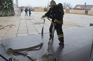 Год культуры безопасности: В Севастополе с работниками «Культурно-информационного Центра» проведена тренировочная эвакуация при пожаре