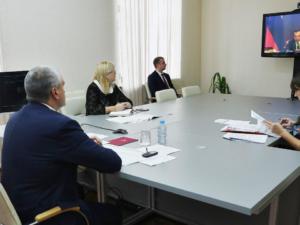 Глава Крыма принял участие в заседании по национальным проектам под руководством Дмитрия Медведева в режиме ВКС