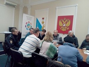 В Севастополе полицейские напоминают гражданам о мерах по предотвращению краж с садовых участков