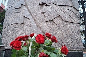 В МЧС Крыма почтили память спасателей, погибших при исполнении служебного долга