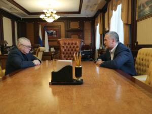 Аксёнов попросил Общественную палату с января включиться в мониторинг предоставления госуслуг в Крыму
