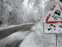 За неделю в Крыму от снега очистили 19 тысяч км дорог