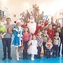 Полицейский Дед Мороз поздравил семьи Симферопольского района с наступившим Новым годом