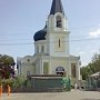 Парковка около храма Петра и Павла в столице Крыма стала платной