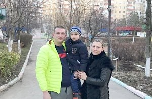 Сотрудник ГИБДД Севастополя нашел потерявшегося малыша
