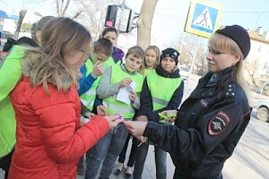 Госавтоинспекция и ЮИДовцы провели акцию «Безопасный переход»