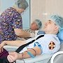 Крымские росгвардейцы во Всемирный день борьбы с онкозаболеваниями сдали донорскую кровь