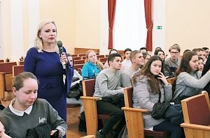 В Медицинской академии КФУ открыли общественную приемную сенатора Крыма