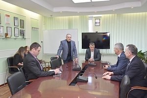 Ефим Фикс поблагодарил крымских энергетиков за оперативные меры по ликвидации последствий непогоды в период новогодних праздников