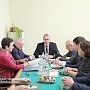 Вице-спикер крымского парламента Эдип Гафаров встретился с делегацией Общественной палаты Республики Татарстан