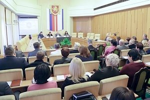 Состояние памятников военно-исторического наследия обсудили в крымском парламенте