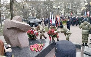 Приуроченная к 30-й годовщине вывода войск из Афганистана акция памяти прошла в столице Крыма