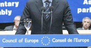 России давно пора выйти из Совета Европы - правозащитник