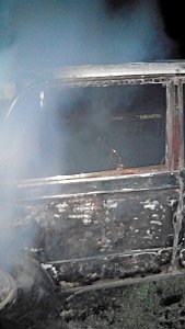 Огнеборцы ликвидировали возгорание автомобиля в Кировском районе