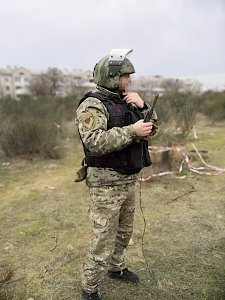 Авиабомбу нашли и уничтожили в жилом районе Севастополя