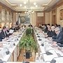 Владимир Константинов провел заседание Экономического совета