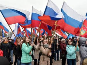 Крымчане уверены, что воссоединение Крыма с Россией положительно сказалось на их жизни и жизни их семьи, — ВЦИОМ