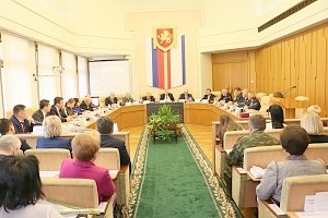 Ефим Фикс: Общественная палата Крыма вносит неоценимый вклад в развитие гражданского общества