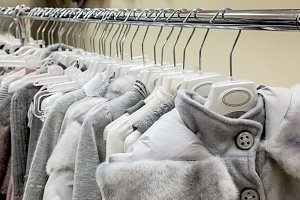 Как правильно хранить зимнюю одежду