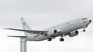 «Пакет мер» в действии: Пентагон отправил к берегам Крыма новый самолет-шпион