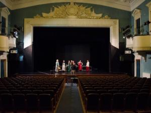 Власти Севастополя обратятся в Минобороны с просьбой изменить статус театра ЧФ