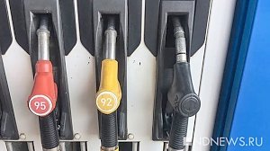 Автомобильное топливо в Крыму останется дорогим