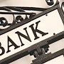 Банки не должны зарабатывать на квитанциях ЖКХ