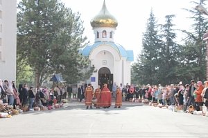 Спасатели МЧС России обеспечили пожарную безопасность в храмах и церквях