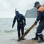 Водолазы проводят обследование крымских пляжей в преддверии купального сезона