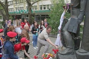 В Симферополе почтили память журналистов, погибших в ходе военных конфликтных ситуаций