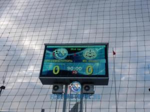 На вершине турнирной таблицы футбольной премьер-лиги Крыма изменений не произошло