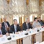 В Госсовете РК прошли заседания «круглых столов» с представителями делегации Законодательного собрания Ленинградской области