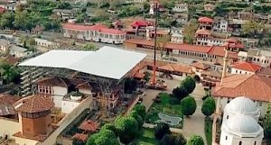 Масштабная реставрация музея в Бахчисарае продолжается. Над Ханским дворцом установили защитный купол