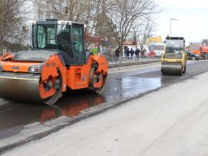В Керчи по решению суда заасфальтируют дорогу и сделают тротуар вдоль детского сада