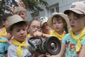 В гостях у севастопольских пожарных. Познавательные экскурсии продолжаются