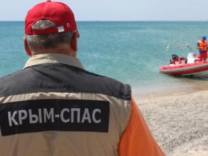 В курортный сезон безопасность отдыхающих в Крыму обеспечивают около тысячи матросов спасателей