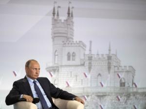 Путин сообщил американскому режиссёру, зачем Порошенко устроил провокацию в Керченском проливе