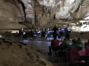В Мраморной пещере прозвучат хиты мировых рок-групп