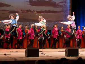Уральский народный хор отправится в гастрольный тур Крыму