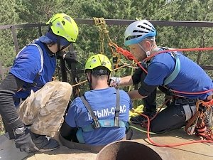 Сотрудники «Крым-Спас» заняли второе место на соревнованиях по многоборью спасателей