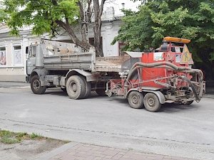 На улице Пушкина в Симферополе начался ремонт тротуара
