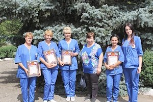 Глава Минсельхоза Крыма наградил победительницу конкурса операторов машинного доения